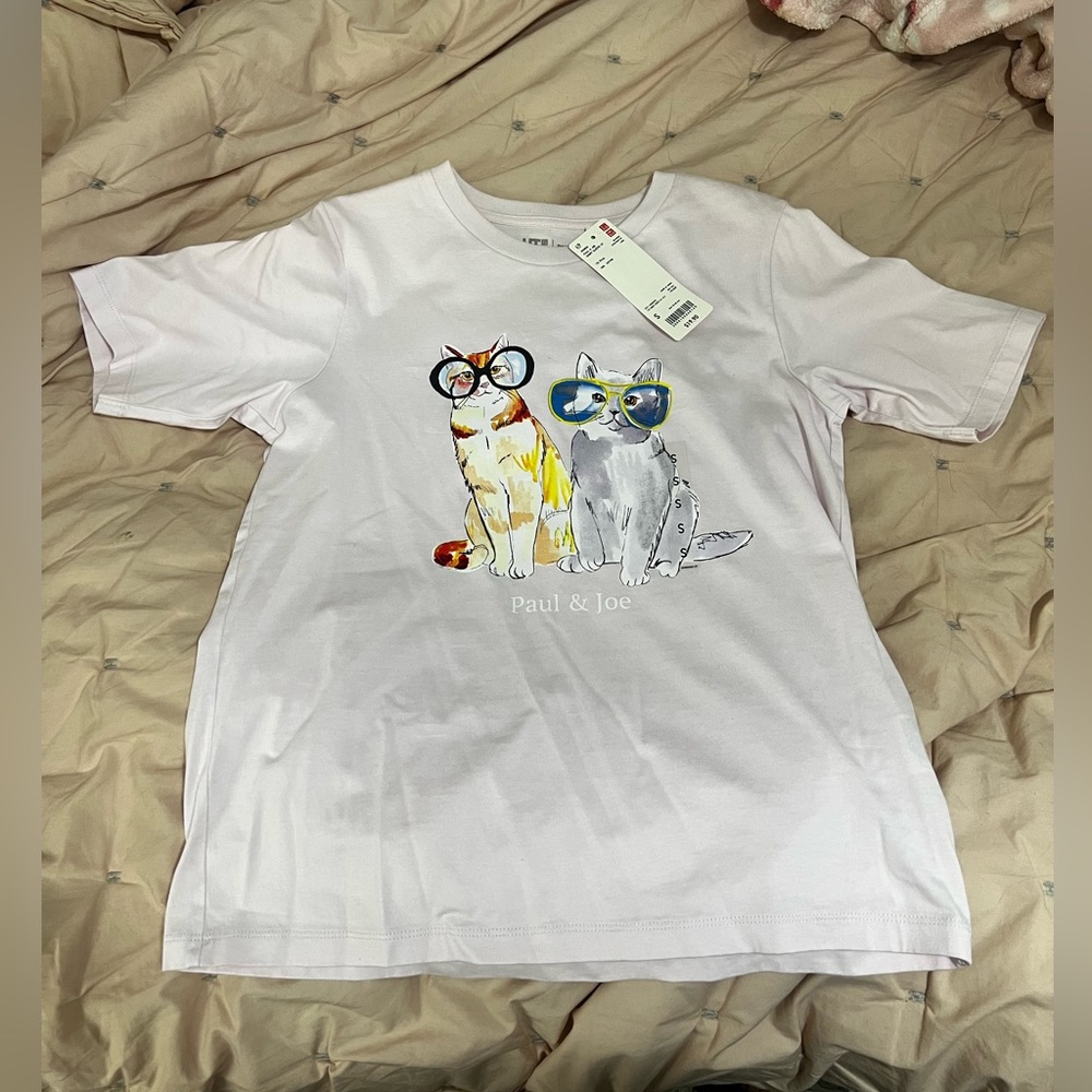 Uniqlo Paul & Joe Light Pink Short Sleeve Tee with Cat Print